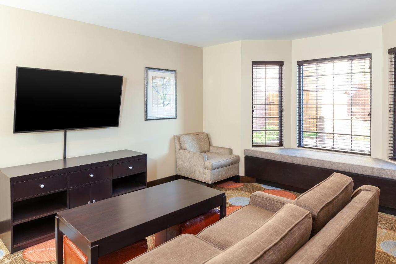 Staybridge Suites Denver - Central Park By Ihg Exterior foto